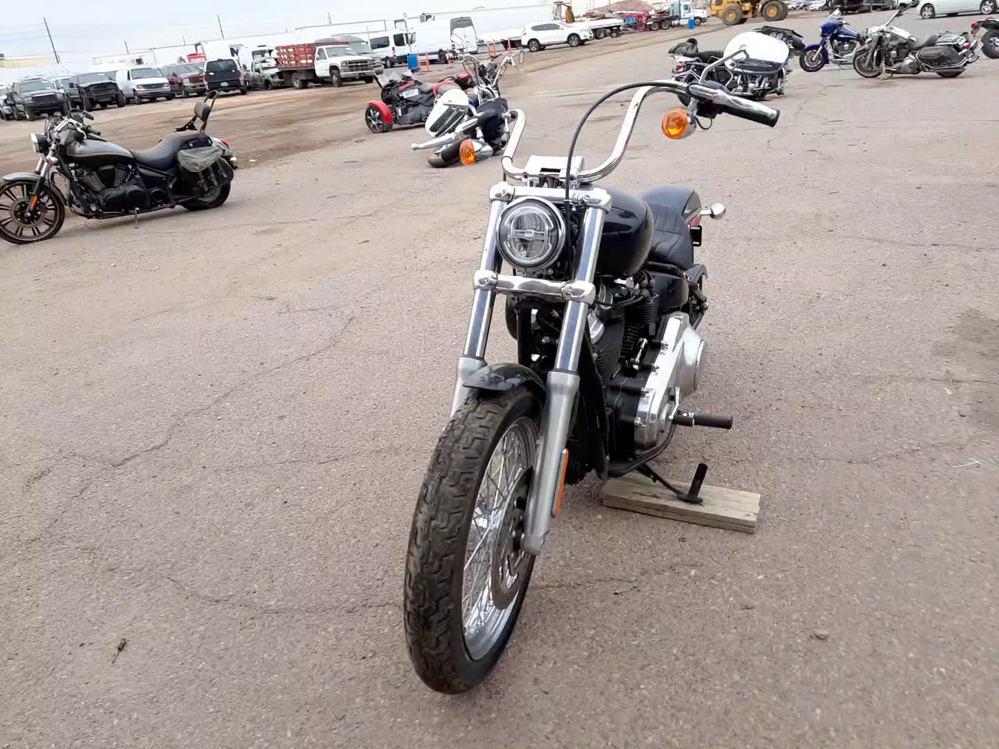 2021 HARLEY-DAVIDSON FXST 1HD1BVJ22MB013109
