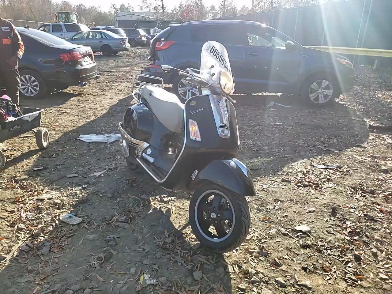 2006 VESPA MOPED ZAPM459L865002119