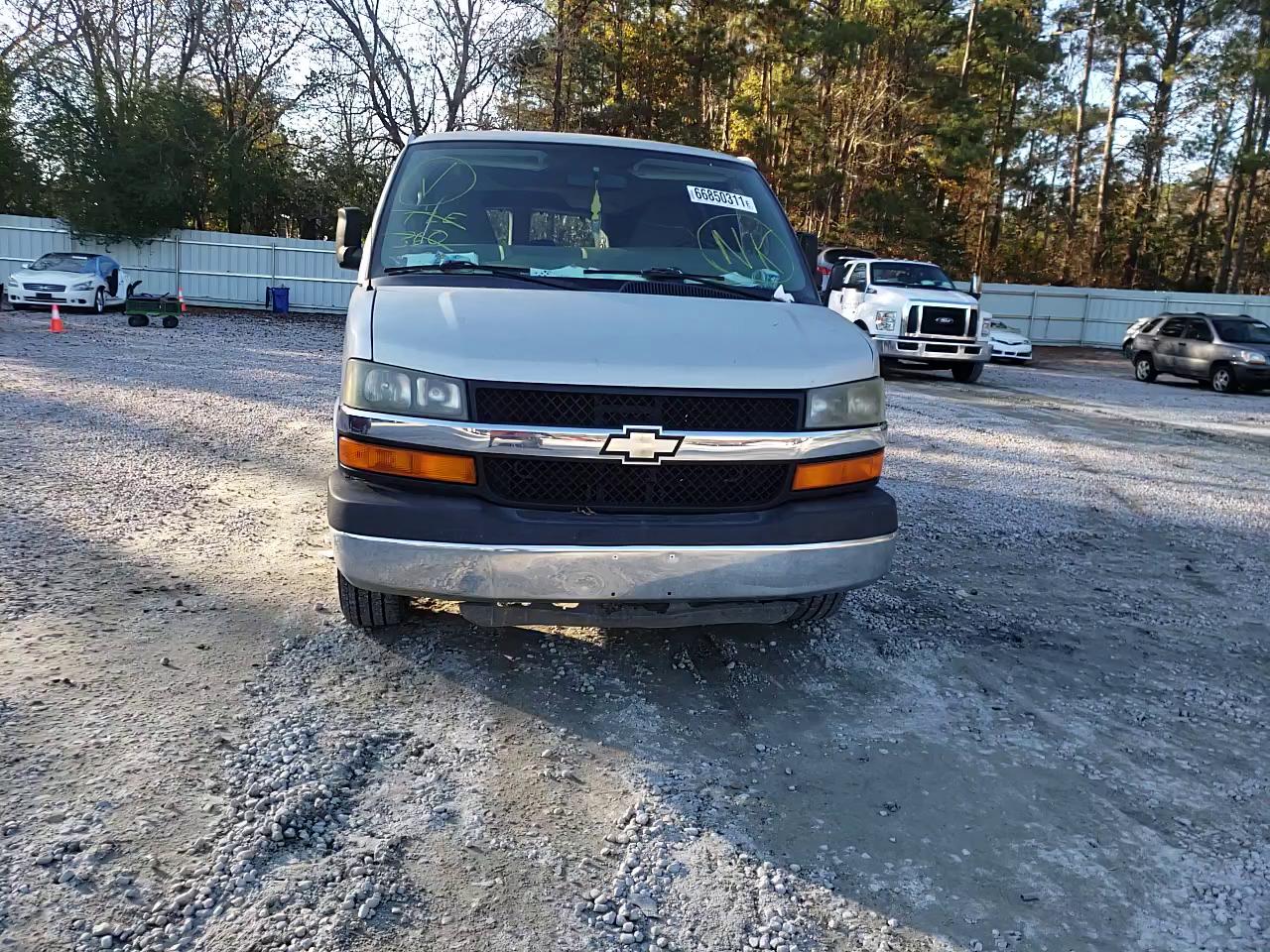 2011 CHEVROLET EXPRESS G3 - 1GAZG1FG8B1166480