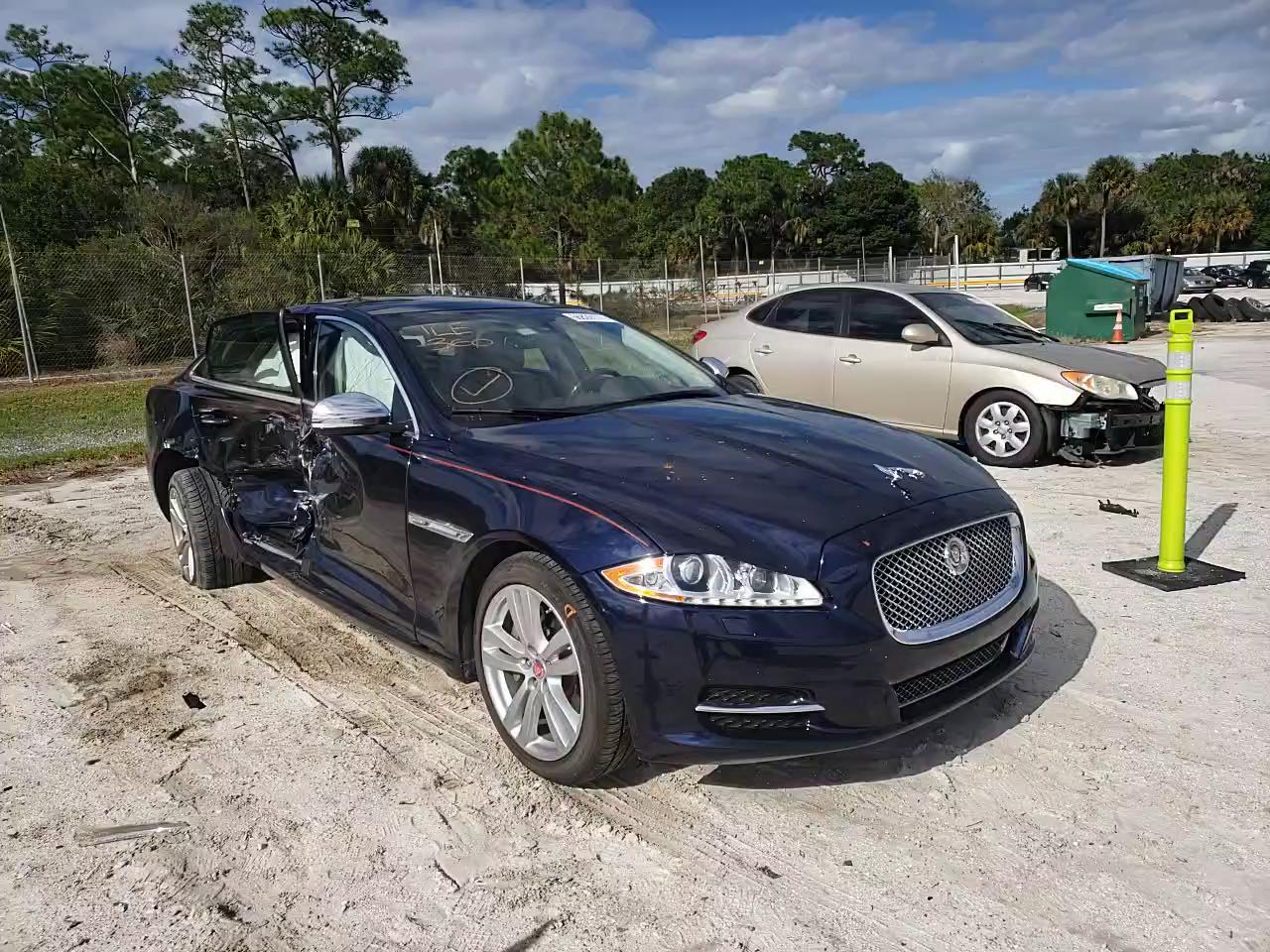 2015 JAGUAR XJL PORTFO SAJWA2GZ8F8V79631