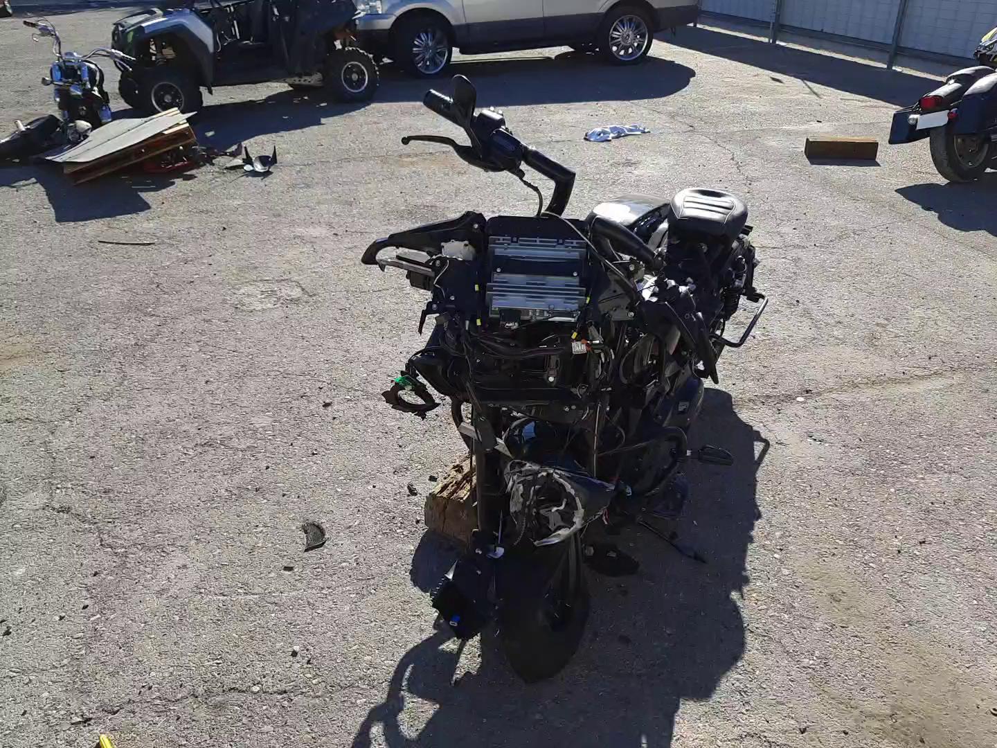 2021 HARLEY-DAVIDSON FLTRXSE 1HD1TCL22MB953991