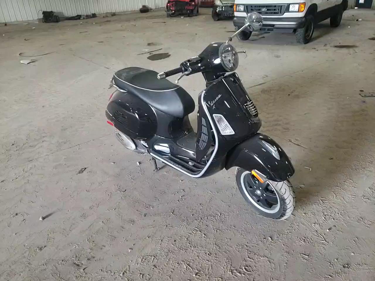2009 VESPA GTS 250 ZAPM459L995600384