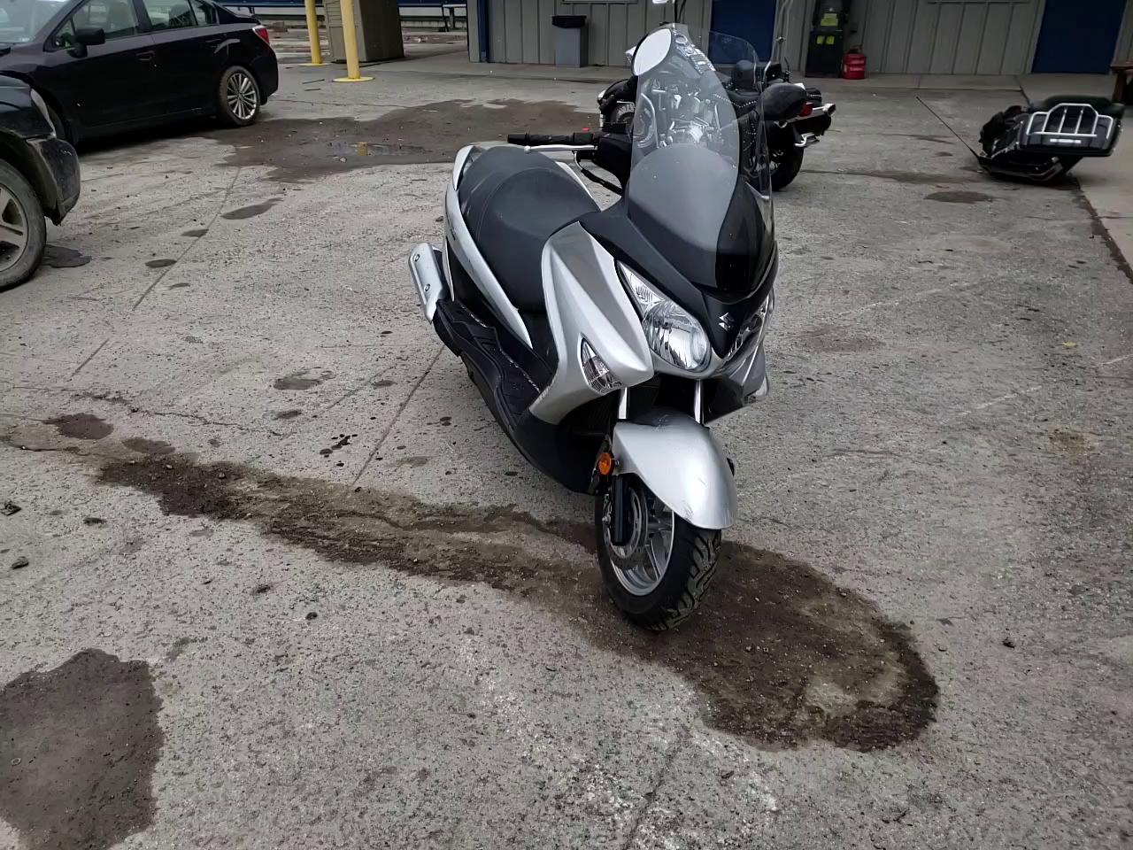 2014 SUZUKI UH200 MLCCH41A6E1600398