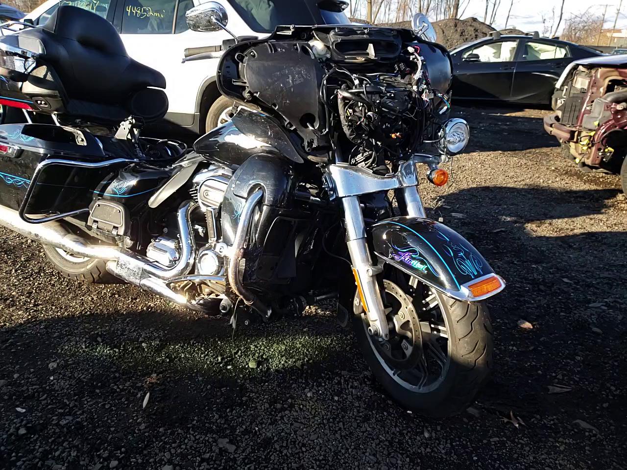 2018 HARLEY-DAVIDSON FLHTK SHRI 1HD1KND15JB622029
