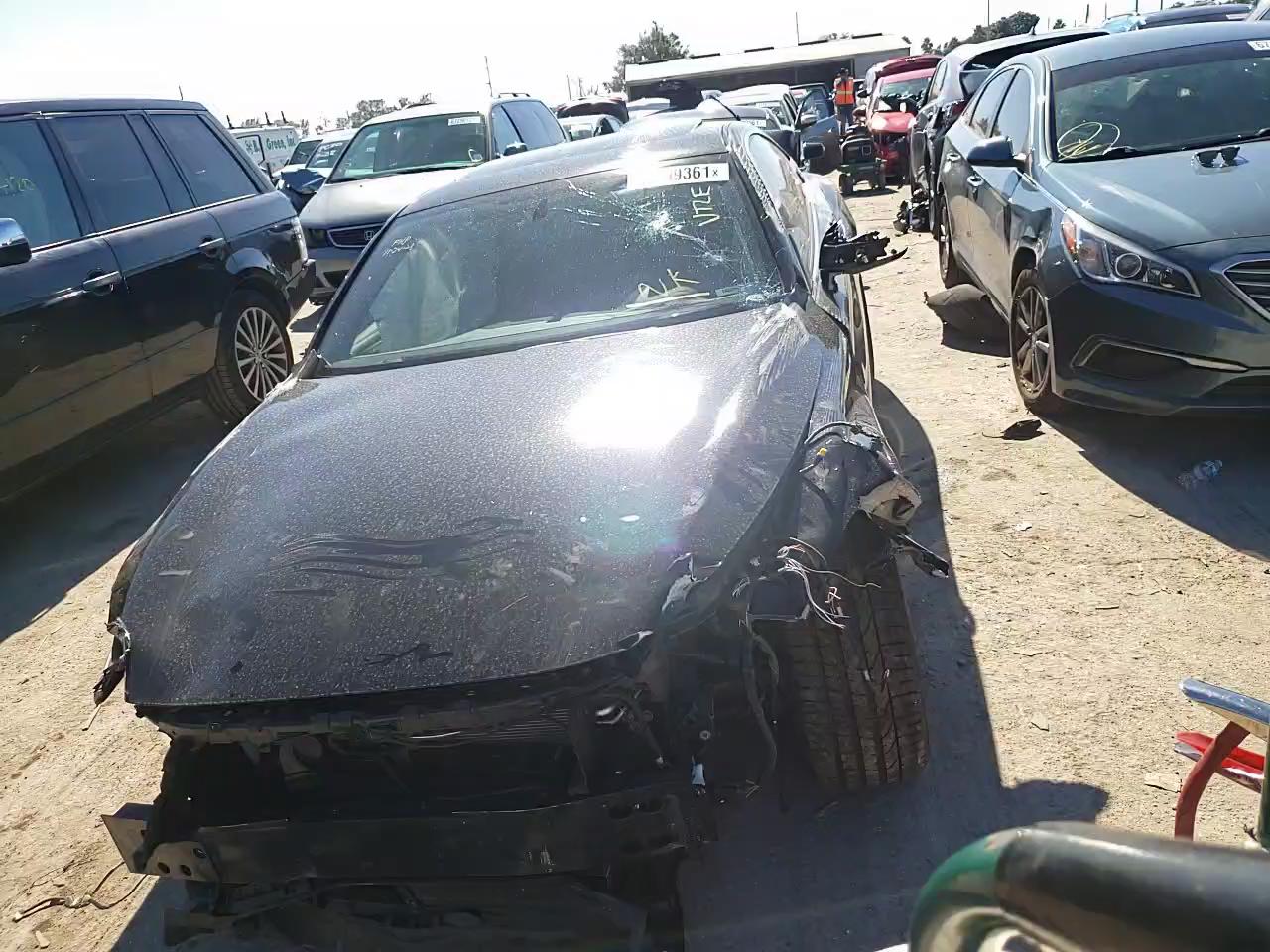 2018 INFINITI Q60 LUXE 3 JN1EV7EK5JM342907