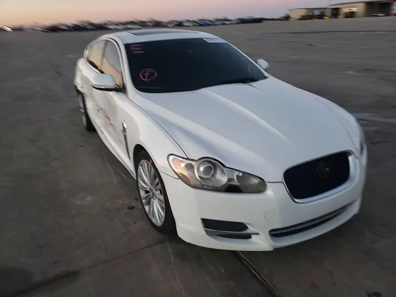 2011 JAGUAR 3 WHEELS SAJWA0FB3BLS18579