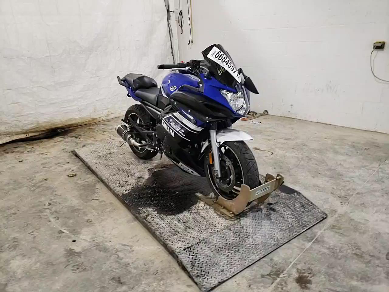 2013 YAMAHA FZ6 R JYARJ18EXDA012341