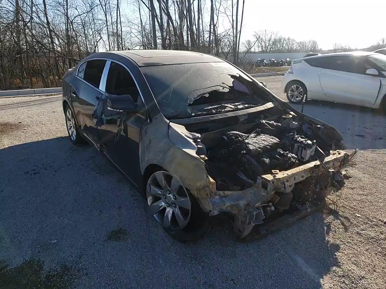 2011 BUICK LACROSSE C 1G4GE5GDXBF334828