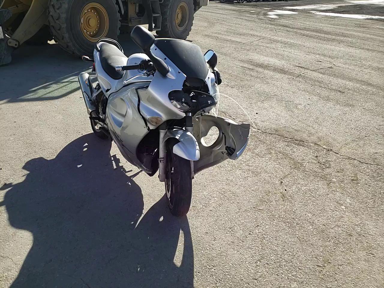 2003 TRIUMPH MOTORCYCLE SPRINT ST SMT600FV03J168864