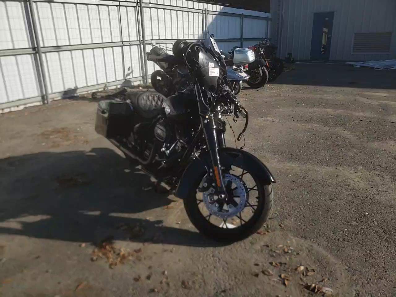 2021 HARLEY-DAVIDSON FLHXS 1HD1KRP24MB652185