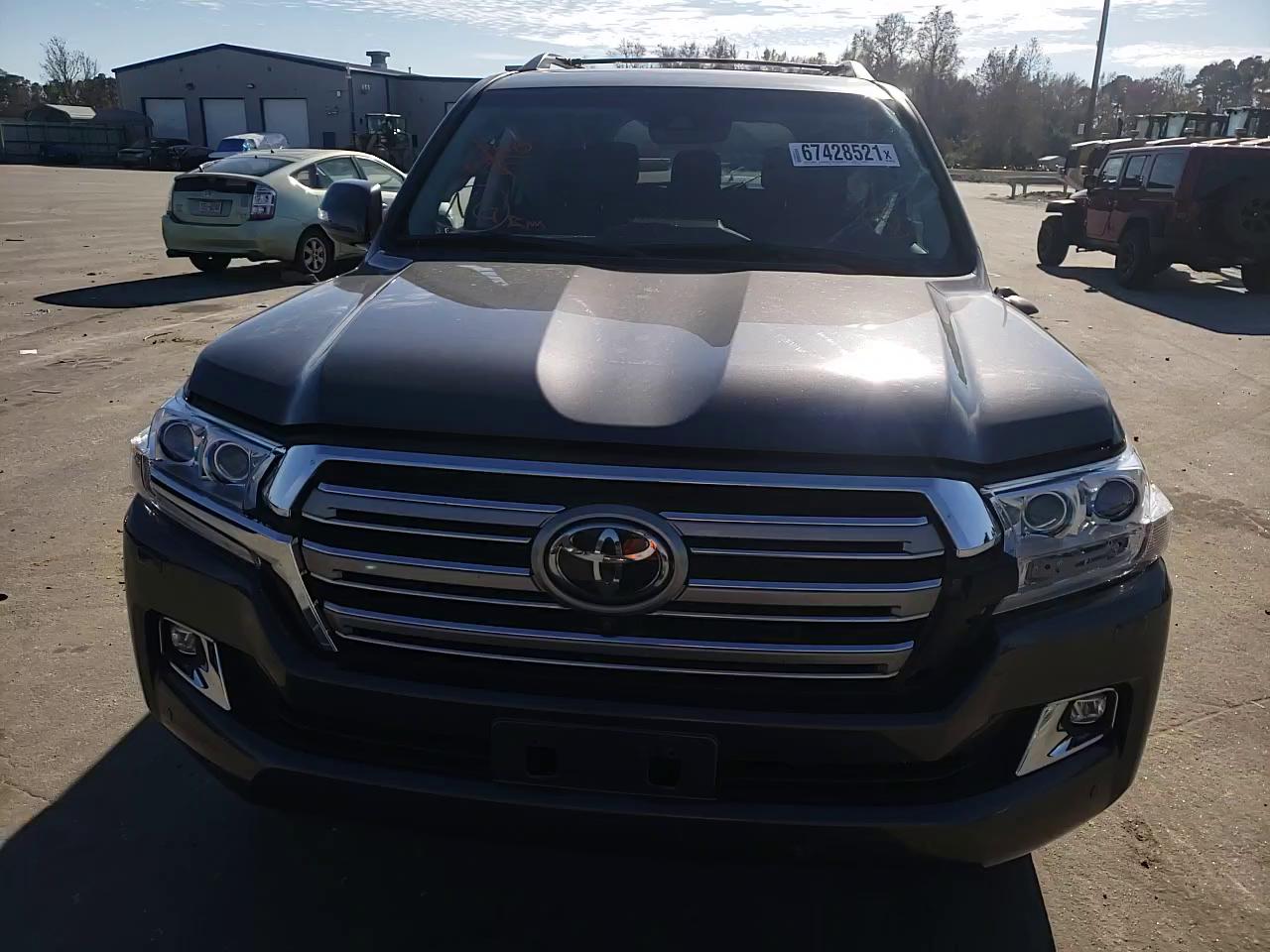 2019 TOYOTA LAND CRUIS JTMCY7AJ4K4078380