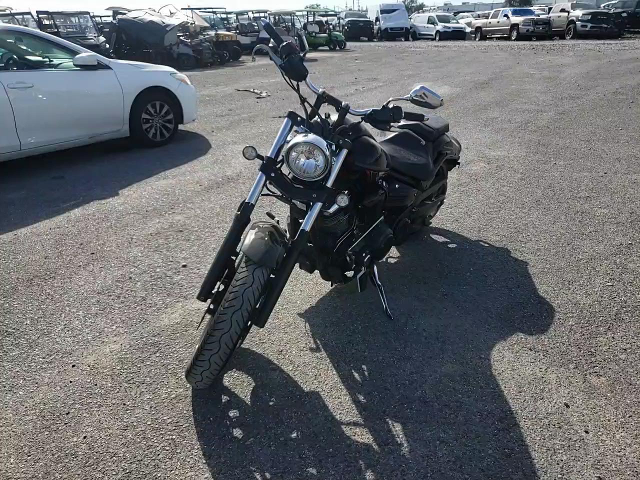 2015 YAMAHA XV1900 CU JYAVP37E2FA000309