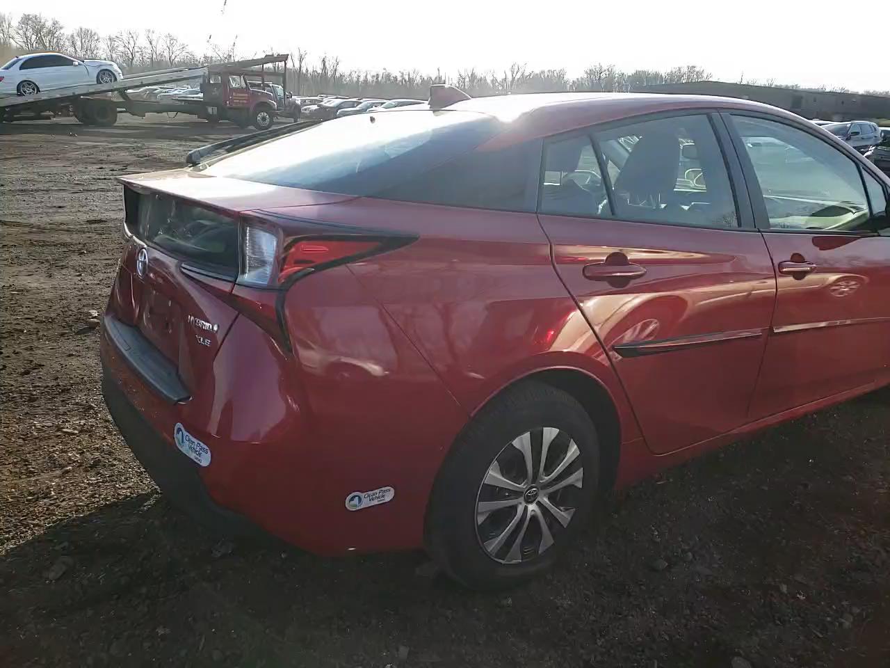 2021 TOYOTA PRIUS LE JTDL9MFU3M3030523