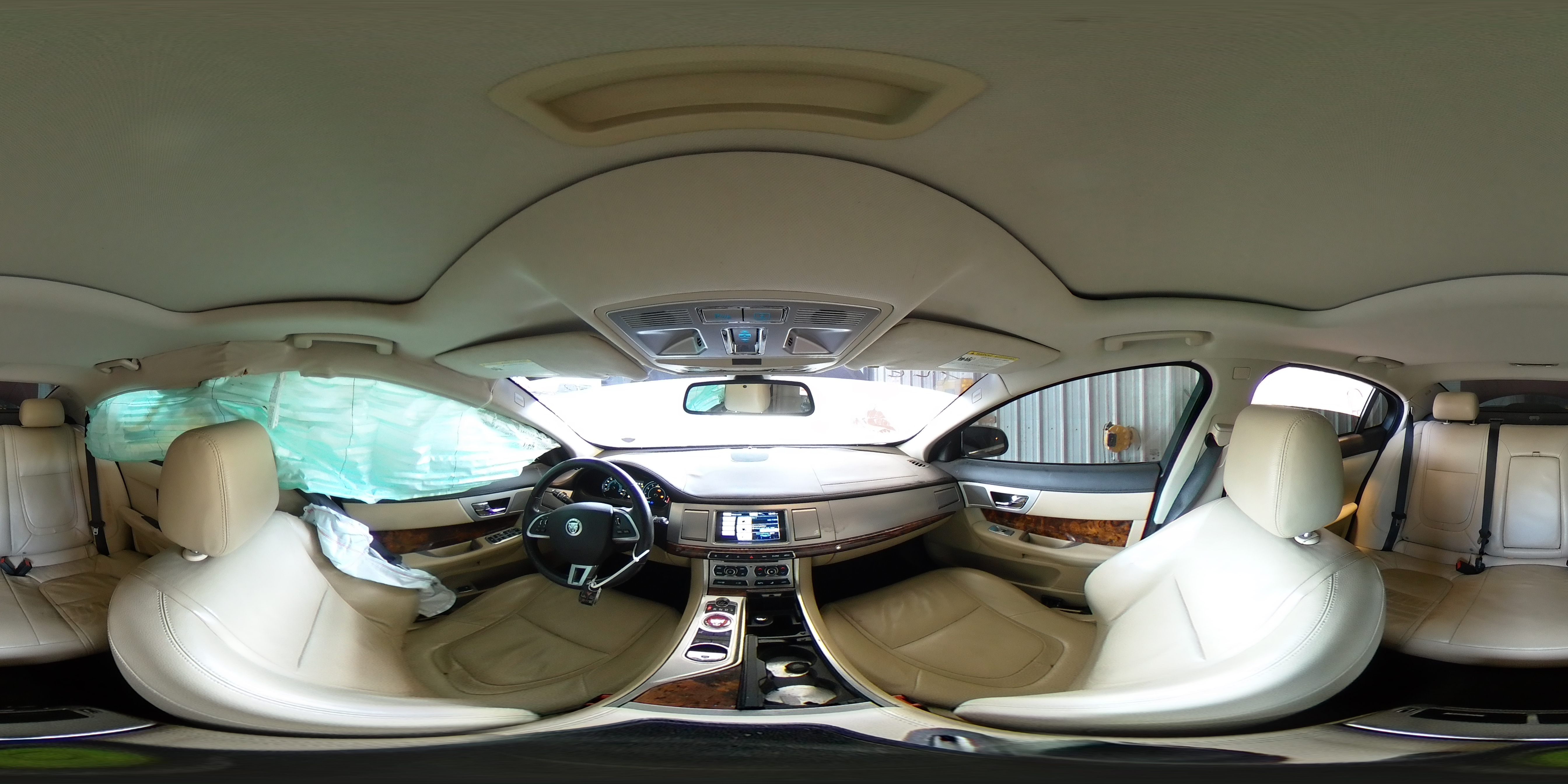 2012 JAGUAR XF SAJWA0FB7CLS38772