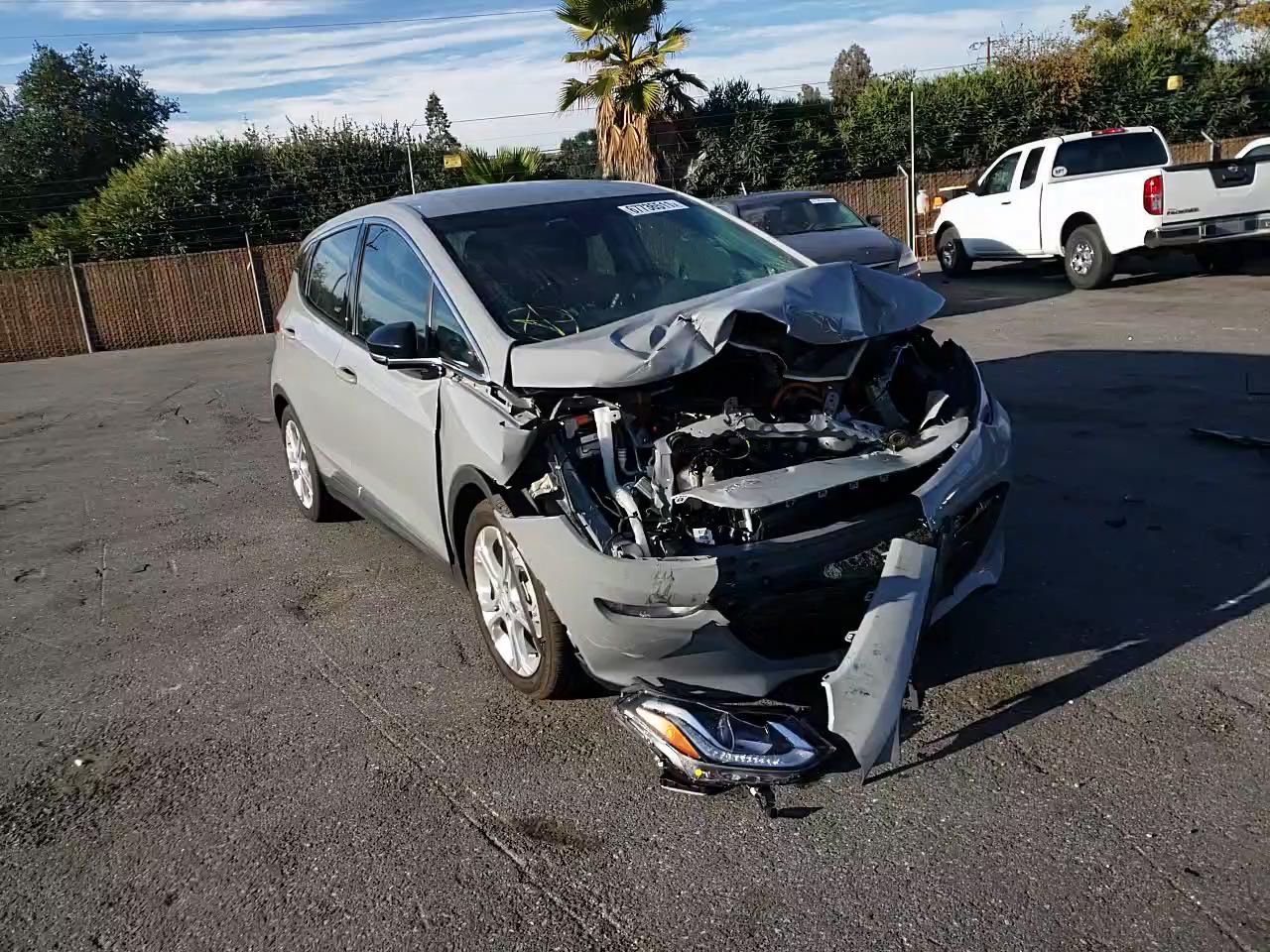 2021 CHEVROLET BOLT EV LT 1G1FY6S01M4109853