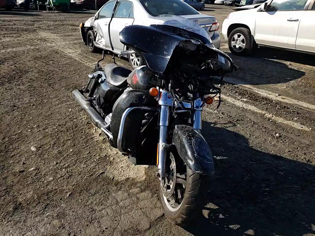 2019 HARLEY-DAVIDSON FLHT 1HD1FVC29KB652571