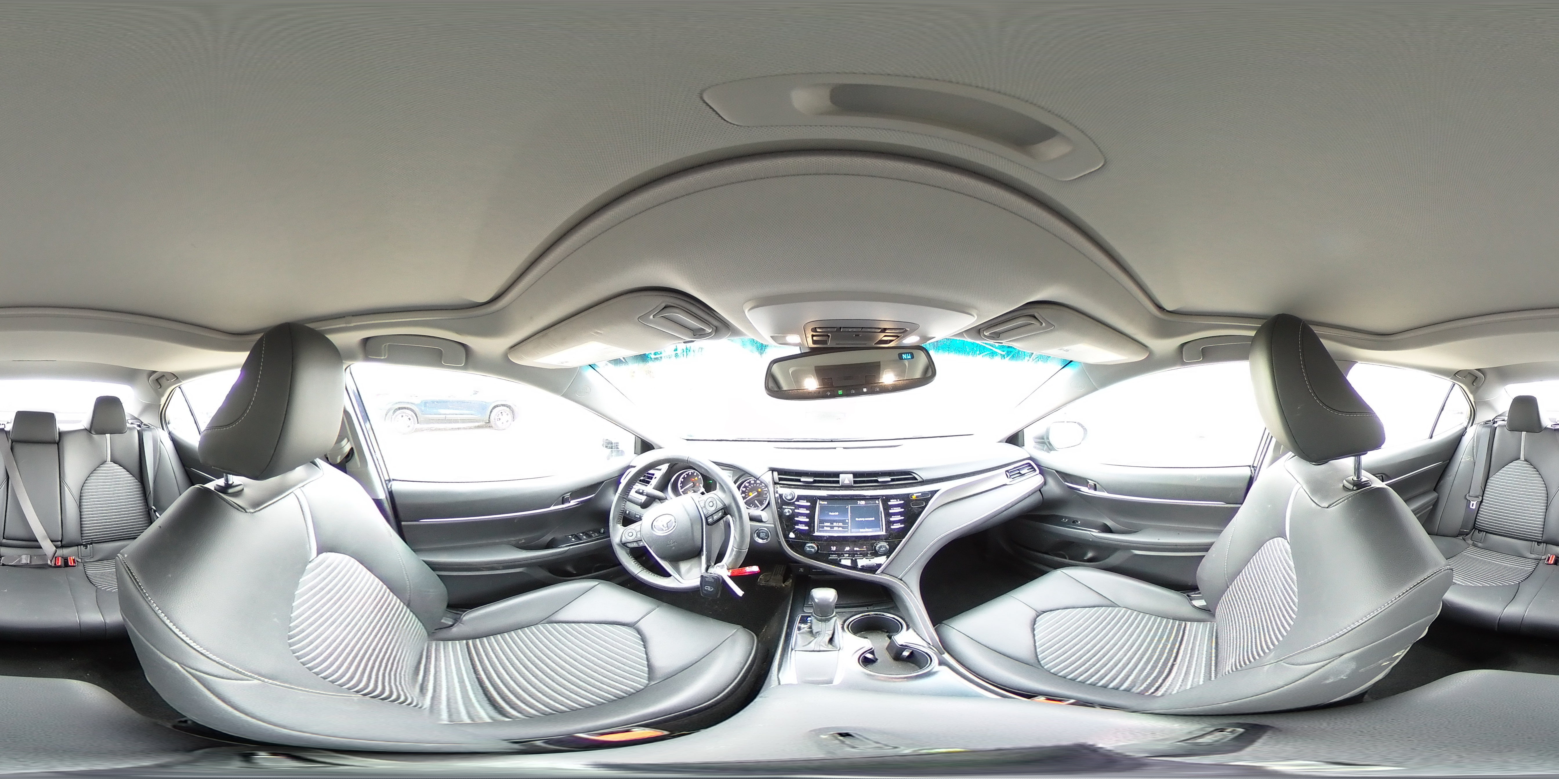 2018 TOYOTA CAMARY SE 4T1B11HK0JU532212