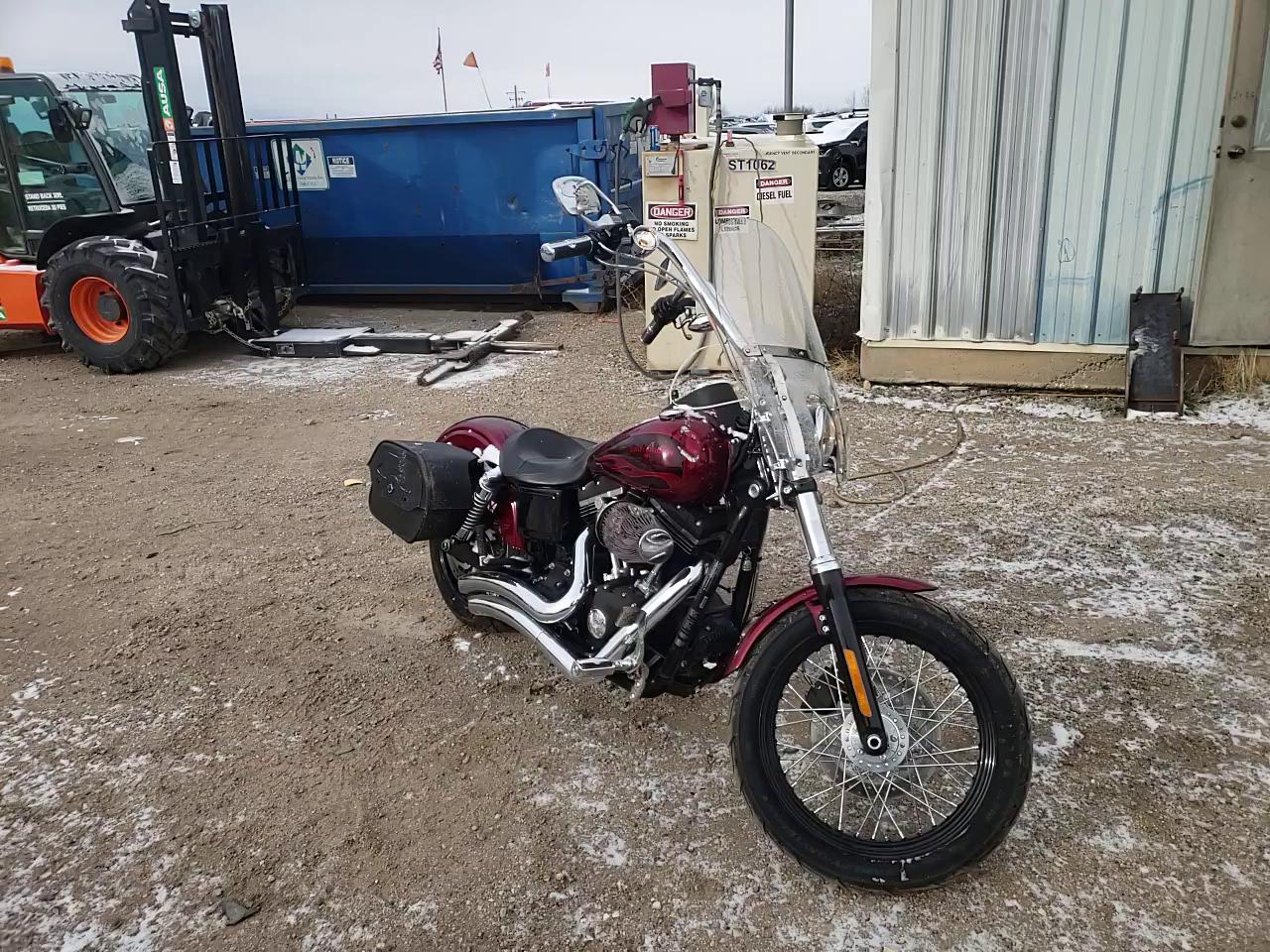 2017 HARLEY-DAVIDSON FXDB DYNA 1HD1GXM10HC300562