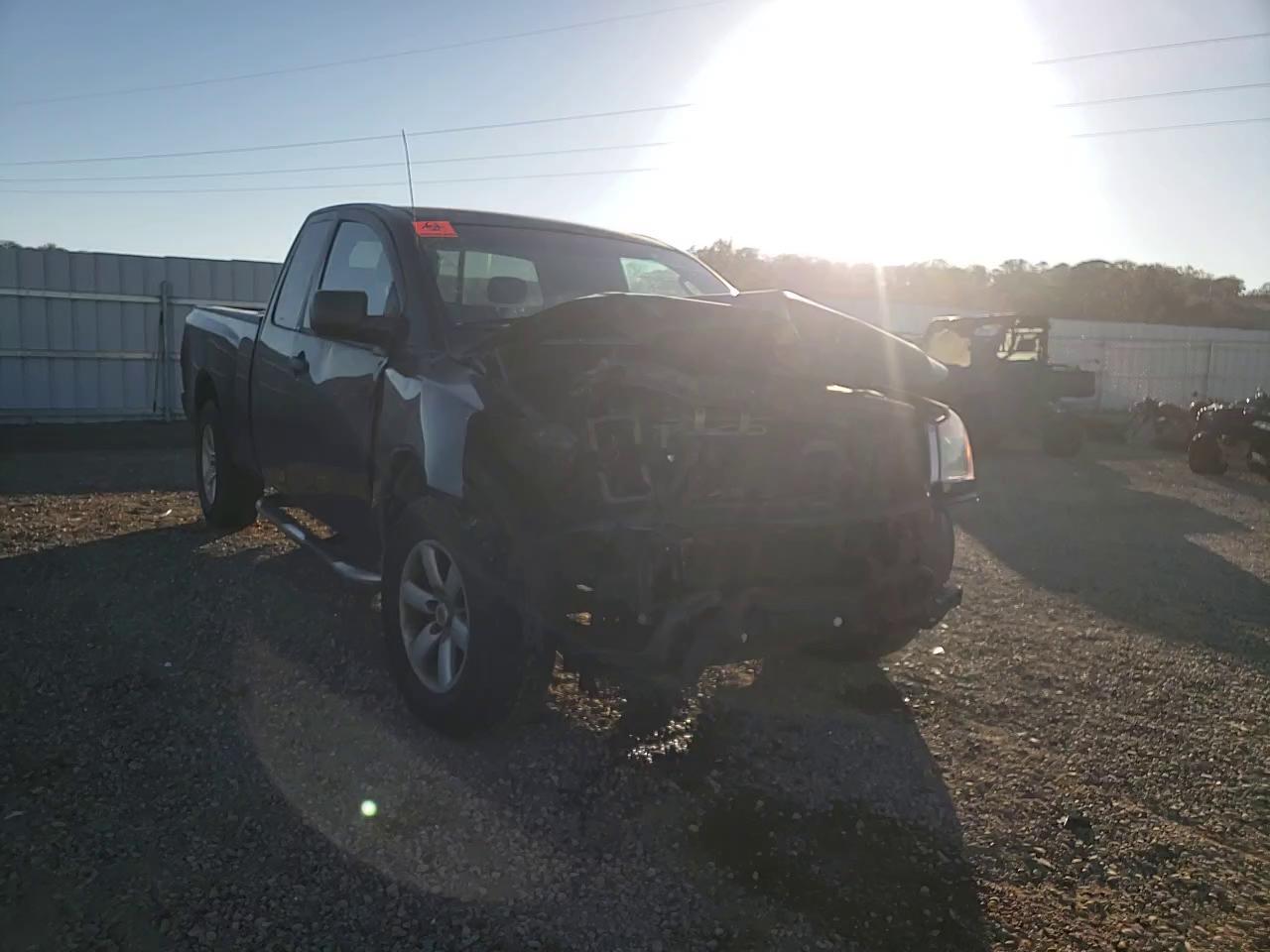 2010 NISSAN TITAN XE 1N6AA0CH2AN321106