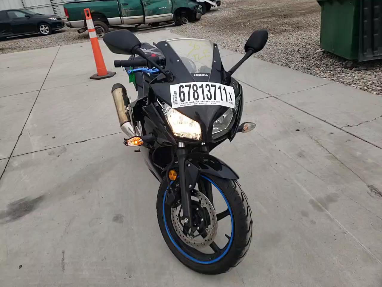 2015 HONDA CBR300 R MLHNC5114F5100368
