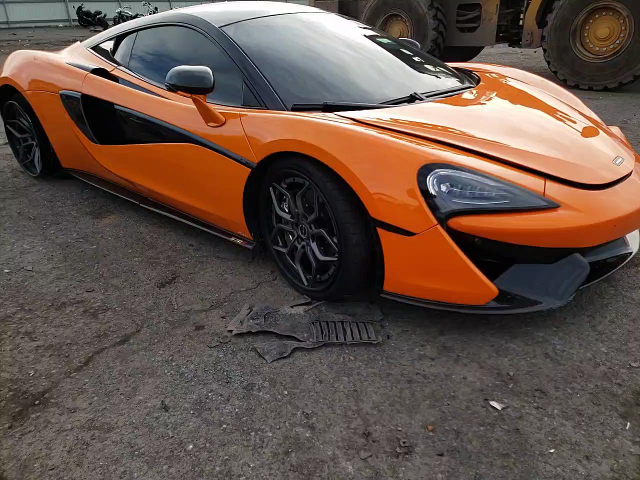 2016 MCLAREN AUTOMOTIVE 570S SBM13DAA8GW000188