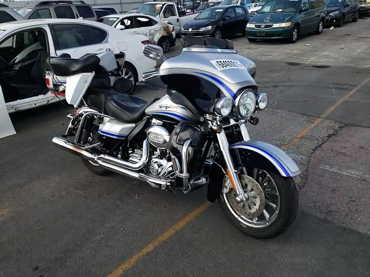 2009 HARLEY-DAVIDSON FLHTCUSE4 1HD1PR8359Y957224