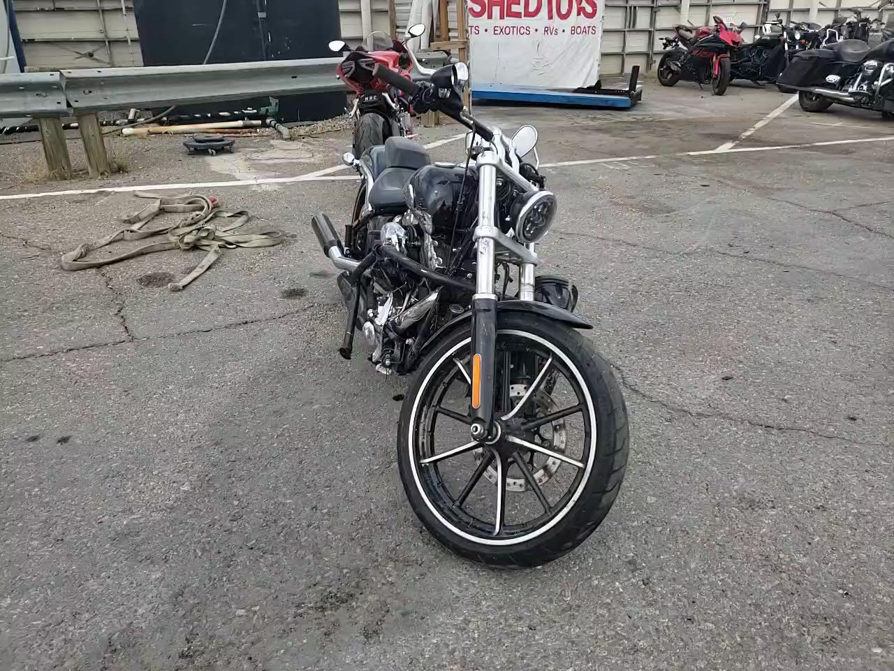 2016 HARLEY-DAVIDSON FXSB BREAK 1HD1BFV10GB043253