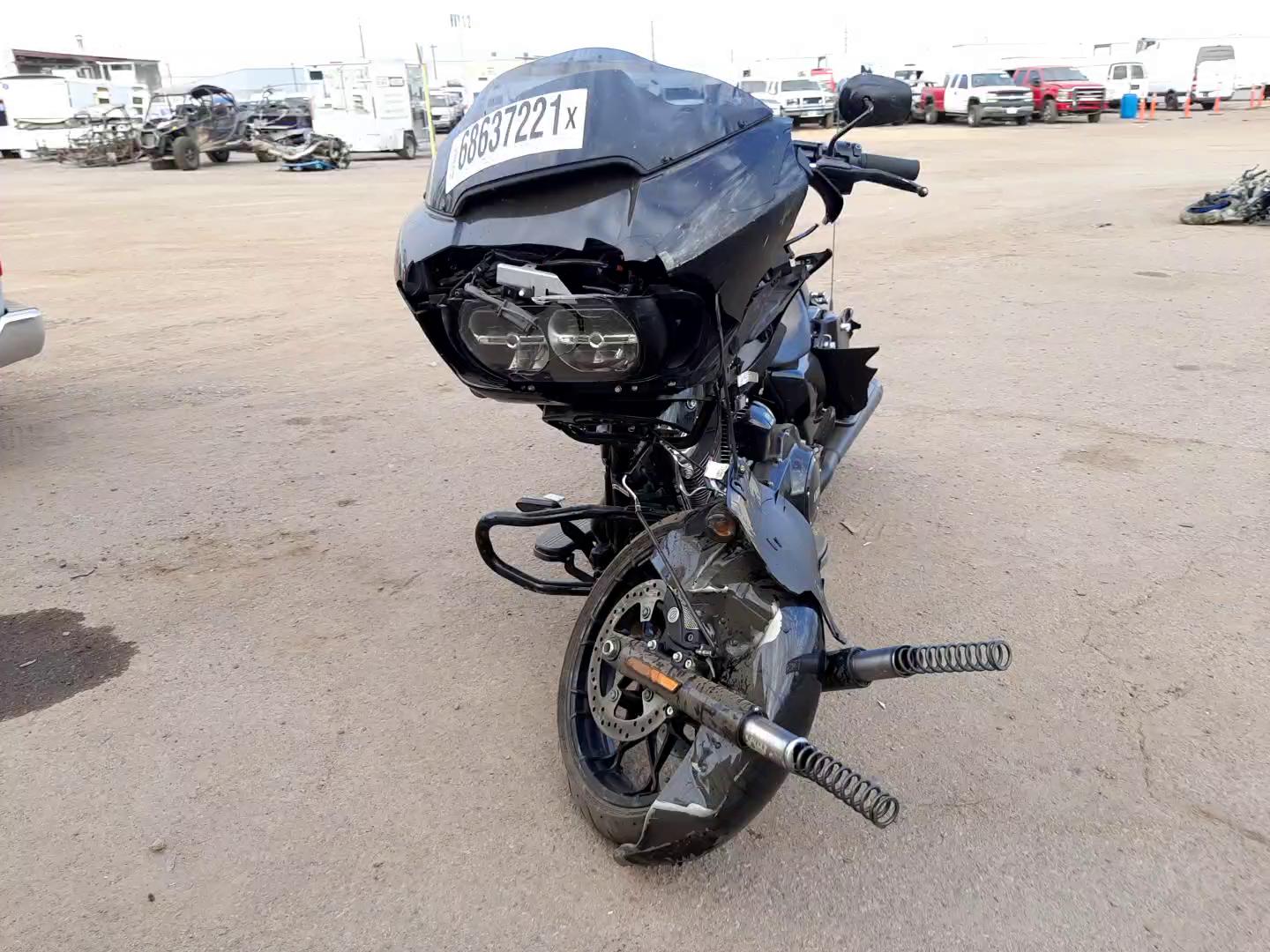 2021 HARLEY-DAVIDSON FLTRXS 1HD1KTP11MB637826