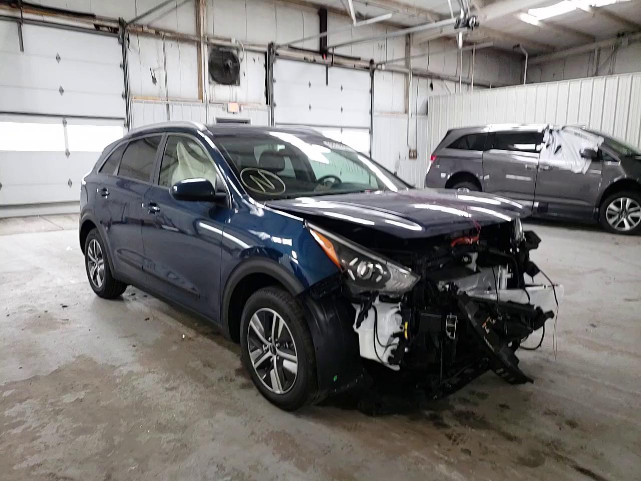 2022 KIA NIRO LX KNDCB3LC3N5509542
