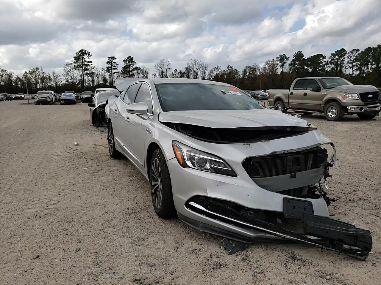 2017 BUICK LACROSSE E 1G4ZP5SS7HU148130