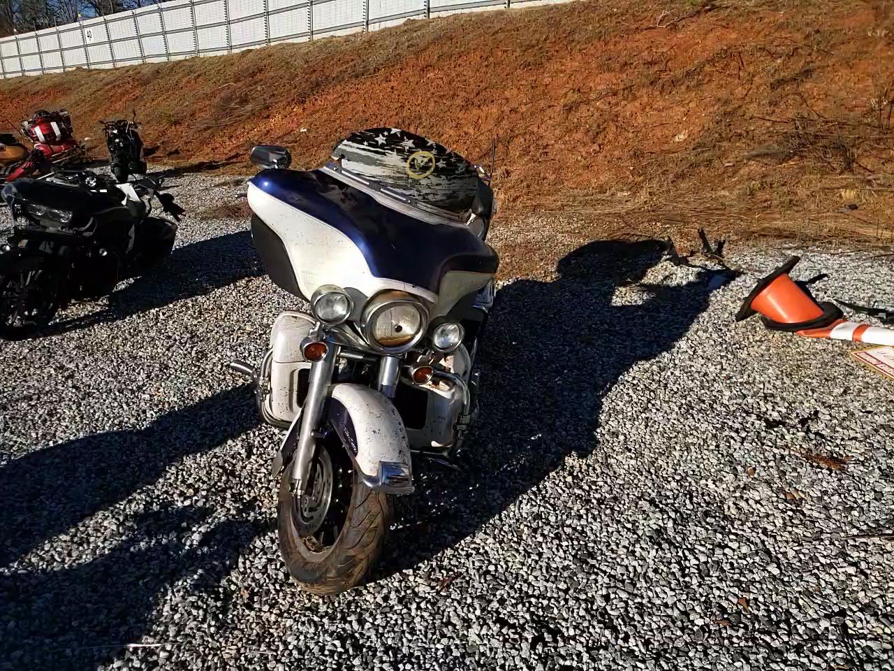 2007 HARLEY-DAVIDSON FLHTCUI 1HD1FC4127Y697205