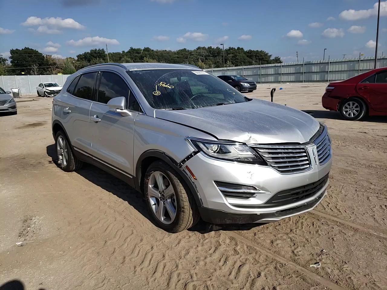 2018 LINCOLN MKC PREMIE 5LMCJ1C95JUL18614