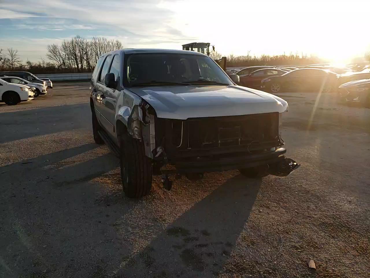2013 CHEVROLET TAHOE SPEC 1GNSK2E09DR307599
