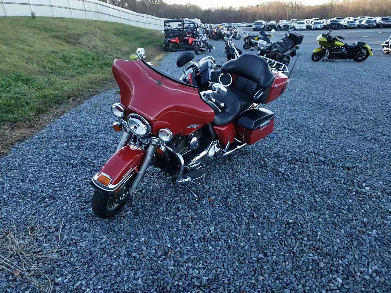 2009 HARLEY-DAVIDSON FLHTCU 1HD1FL4109Y645140