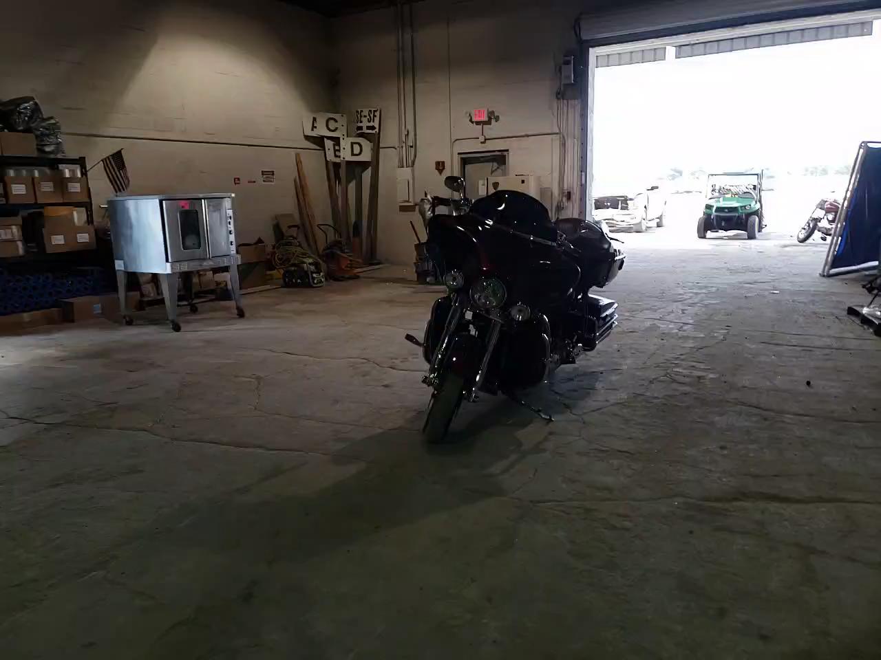 2013 HARLEY-DAVIDSON FLHTCUSE C 1HD1PR815DB957895