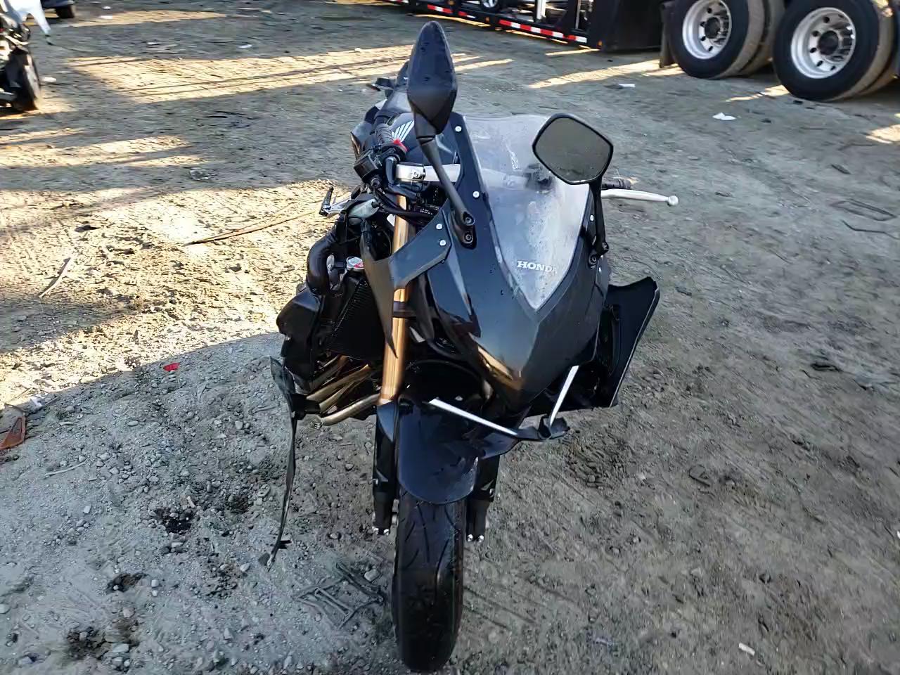 2021 HONDA CBR650 RA MLHRH0158M5200415