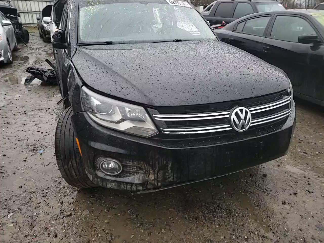 2017 VOLKSWAGEN TIGUAN SPO WVGUV7AX2HK012170
