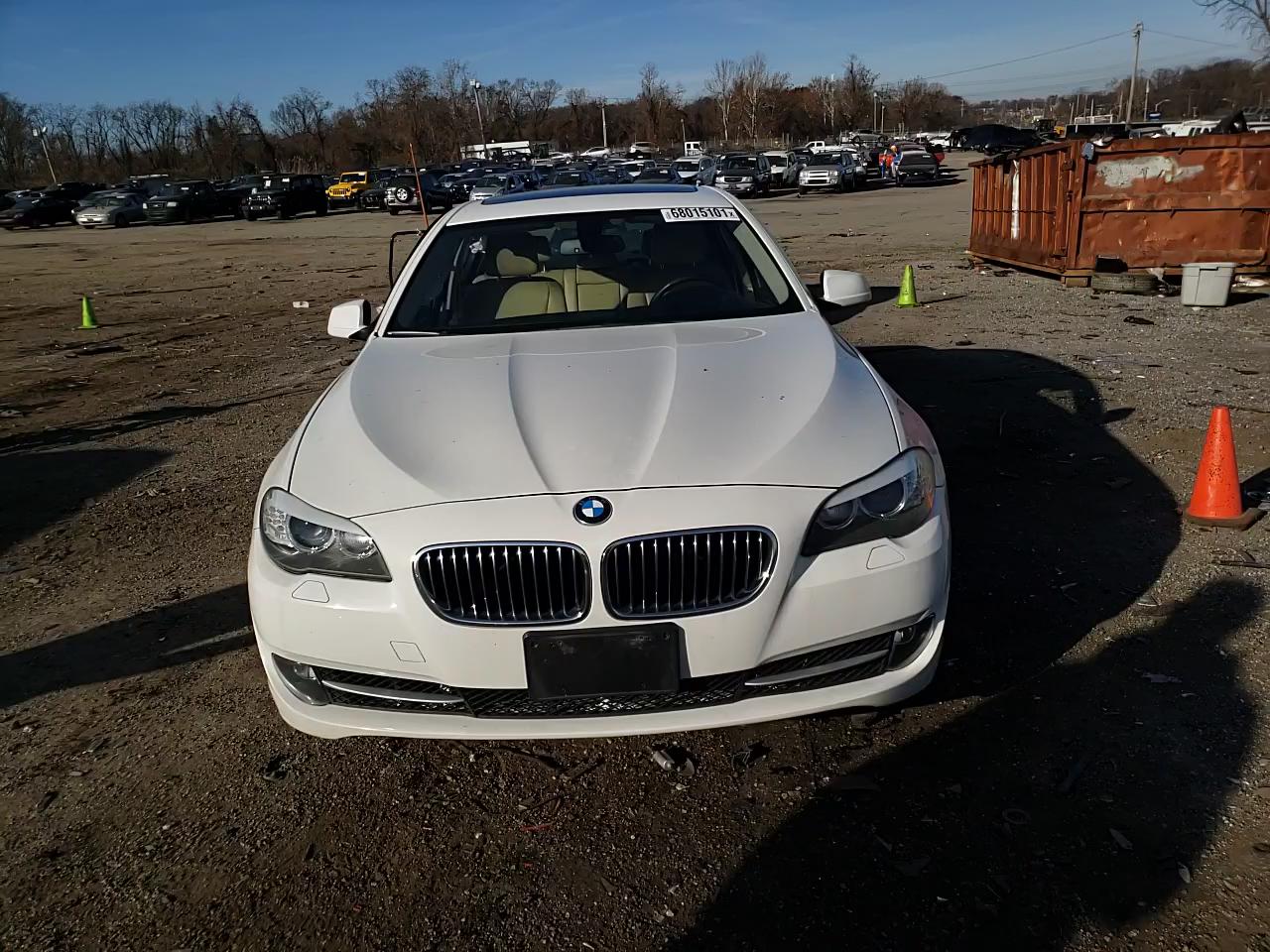 BMW 528 xi 2013