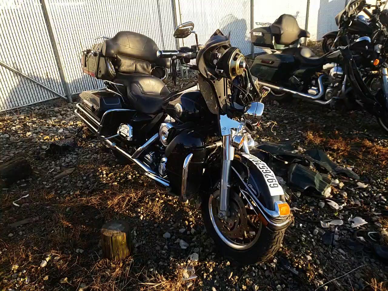 2004 HARLEY-DAVIDSON FLHTCUI 1HD1FCW174Y627143