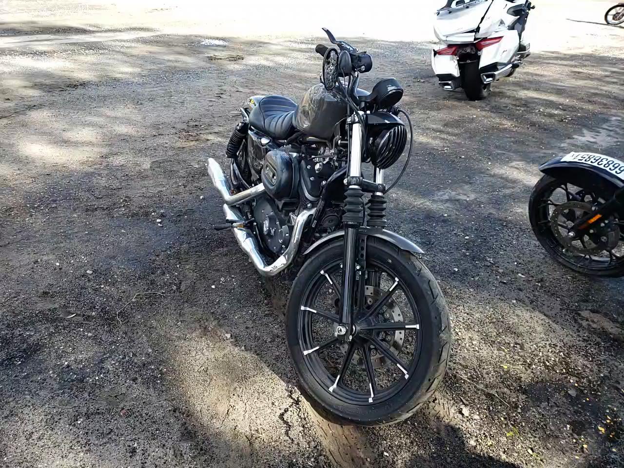 2019 HARLEY-DAVIDSON XL883 N 1HD4LE219KC421047