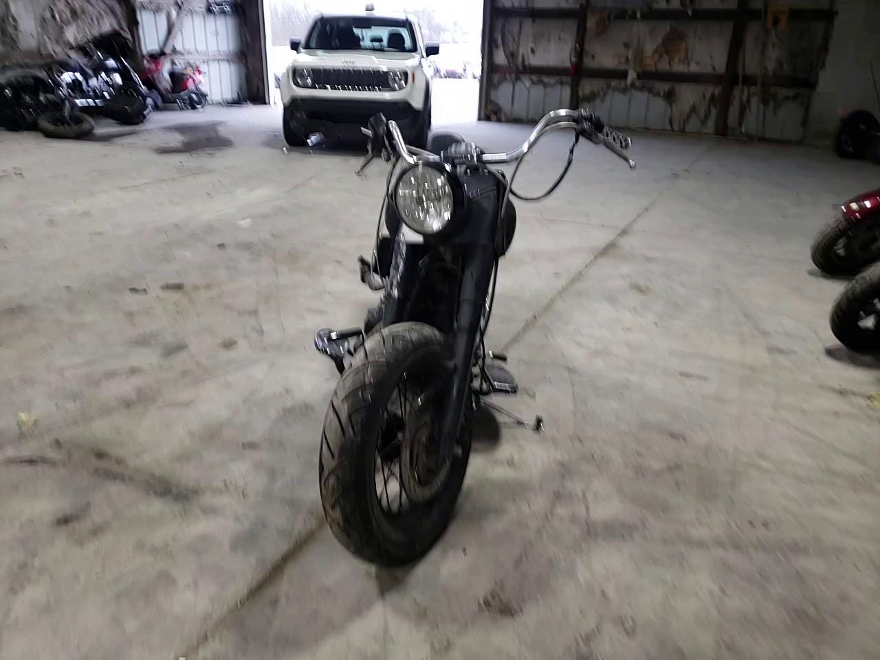 2005 HARLEY-DAVIDSON FLSTCI 1HD1BWB145Y082362