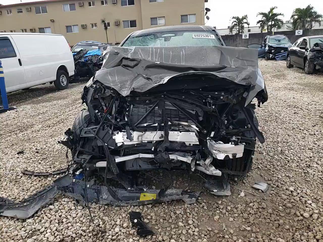 2021 BMW X6 M50I 5UXCY8C09M9F89861