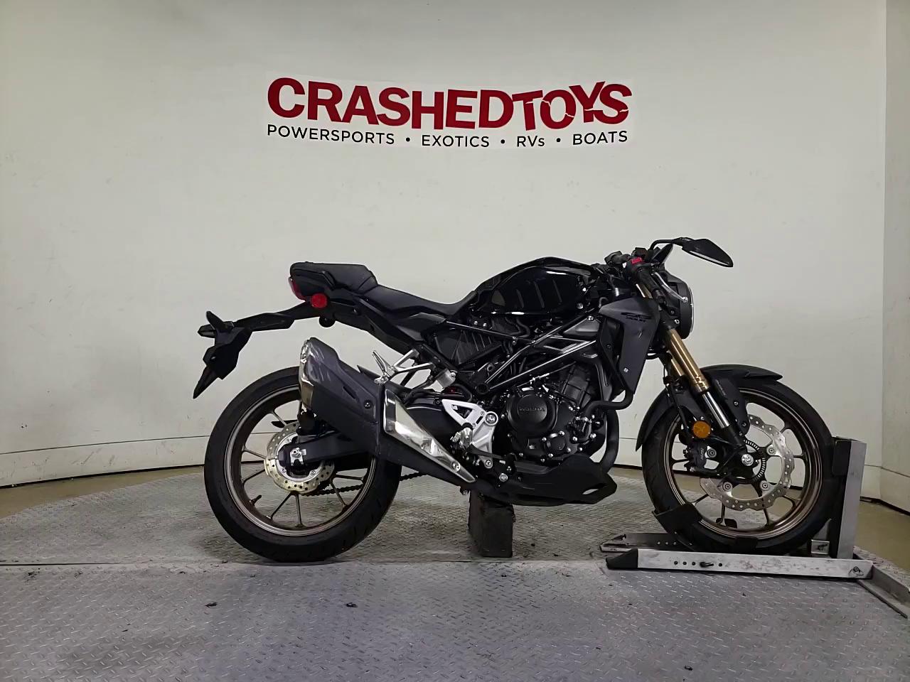 2021 HONDA CBF300 NA MLHNC5552M5101058