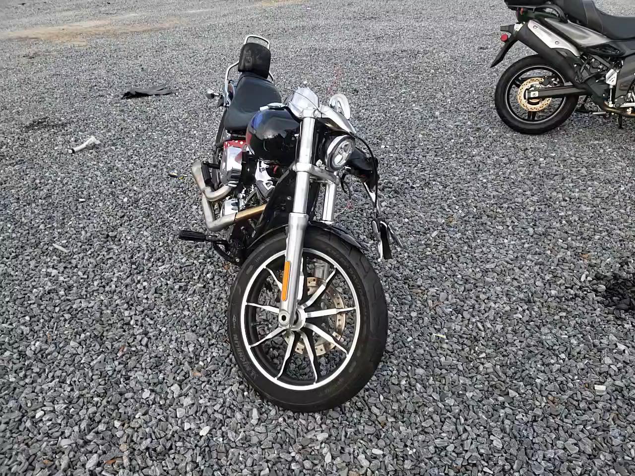 2019 HARLEY-DAVIDSON FXLR 1HD1YNJ24KB041490