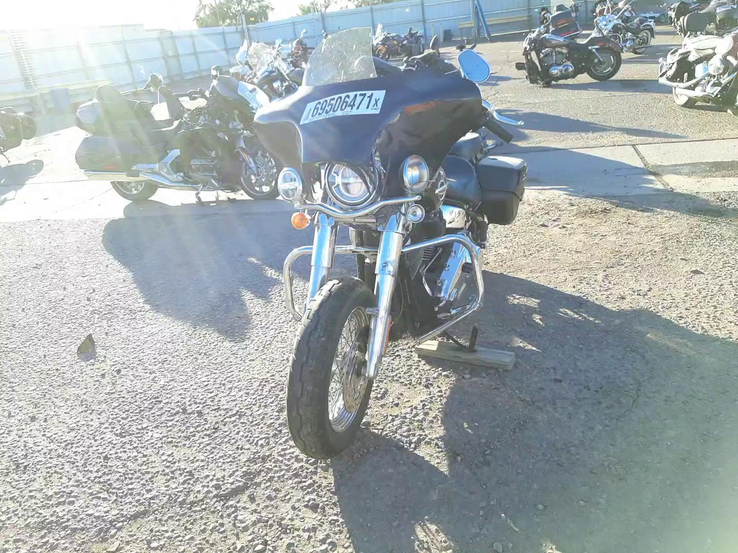 2020 HARLEY-DAVIDSON FLHC 1HD1YAJ23LB029079