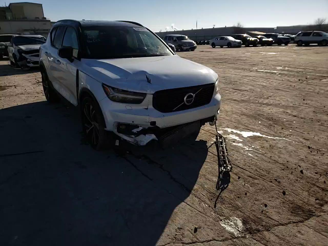 2020 VOLVO XC40 T5 R- YV4162UMXL2252078