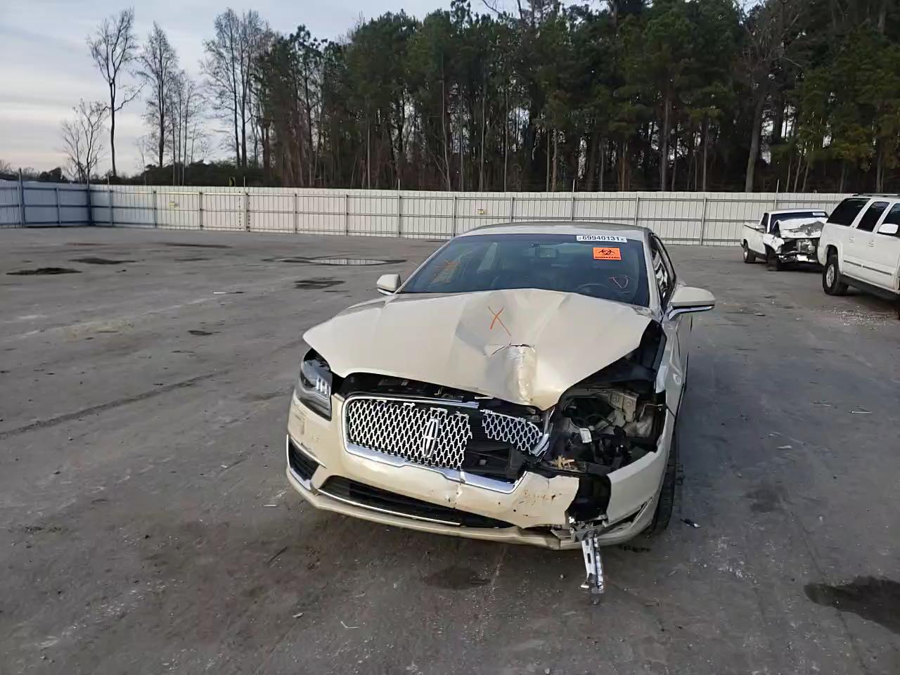 2018 LINCOLN MKZ RESERV 3LN6L5E99JR600194