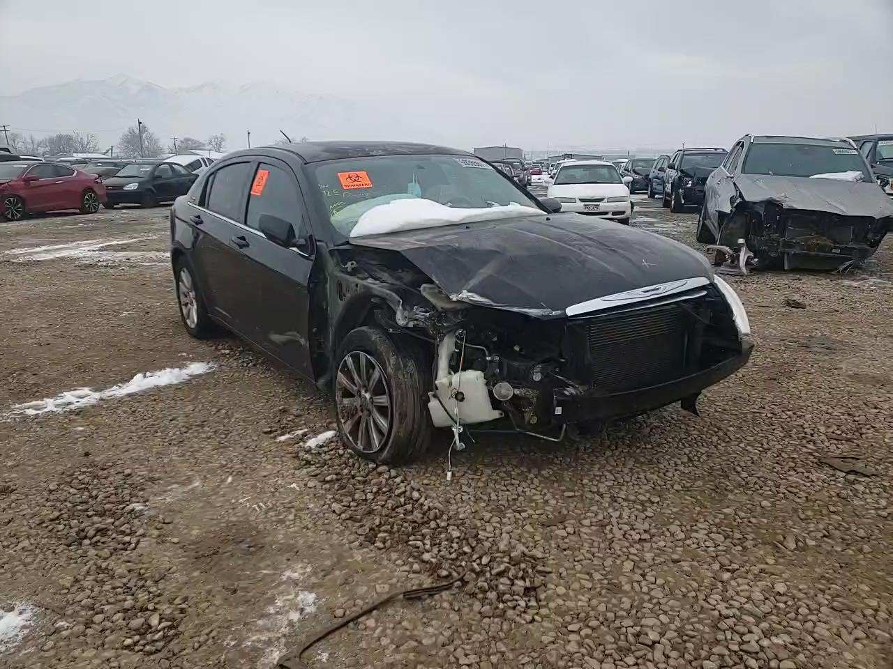 2013 CHRYSLER 200 TOURIN 1C3CCBBB0DN766290
