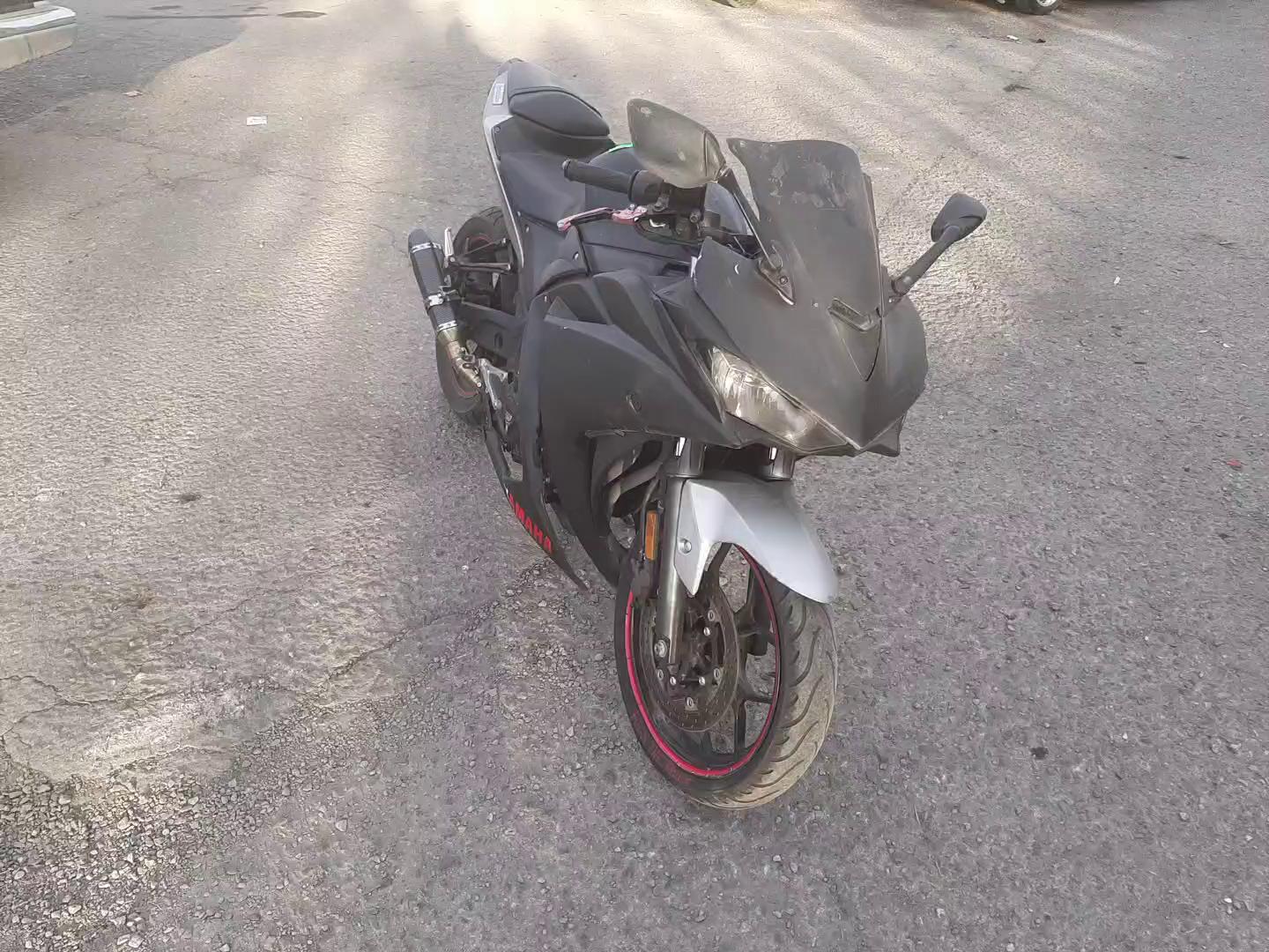 2015 YAMAHA YZFR3 MH3RH06Y5FK004668