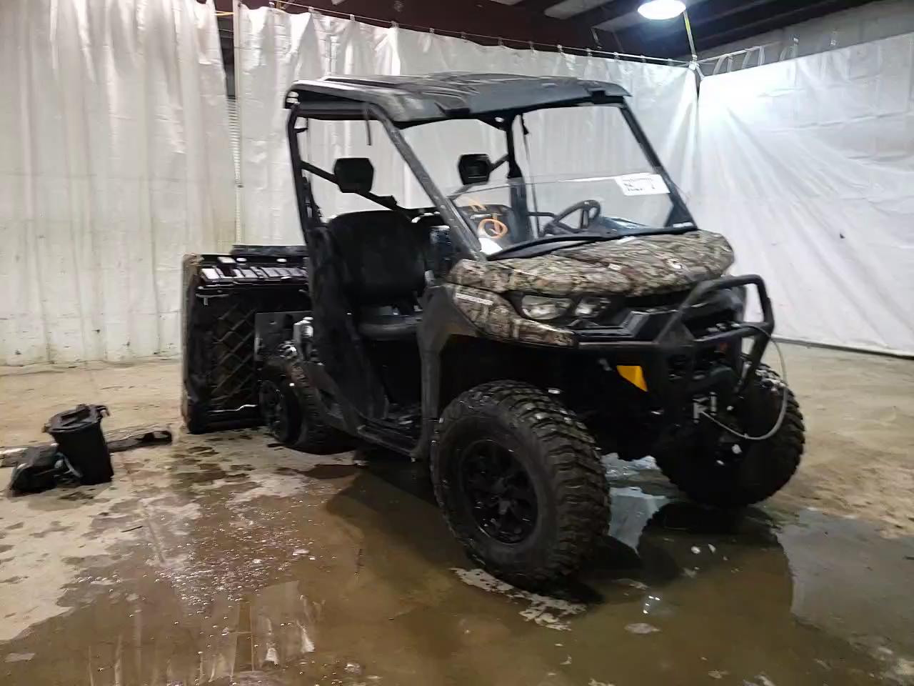 2020 CAN-AM DEFENDER X 3JBUKAX47LK002578